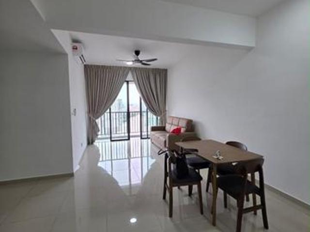 Partly Furnish Ideal Venice 900sf 2cp BRAND NEW High Floor Gelugor