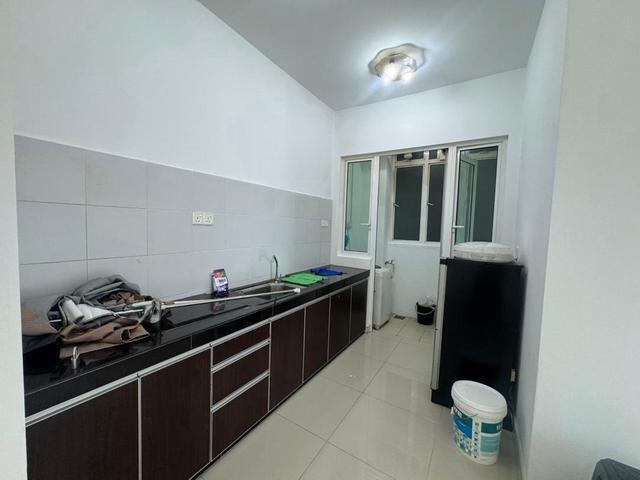 Partly furnish Newly painting Well kept Scenaria condo Segambut