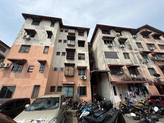 PARTLY FURNISHED Apartment Harmoni Damansara Damai