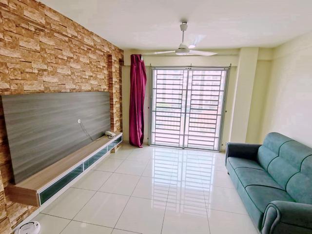 Partly Furnished delima emas condominium