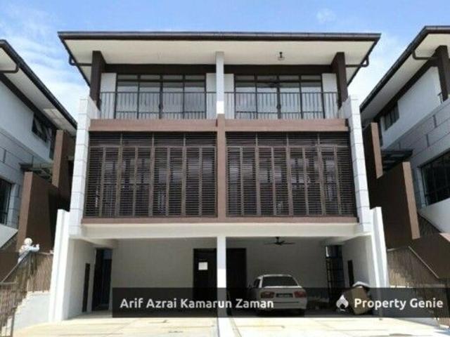 [Partly Furnished] The Mulia Residence, Cyberjaya | 3 Storey Link House | 5R4B | 2,286 sqft | RM4,500/month