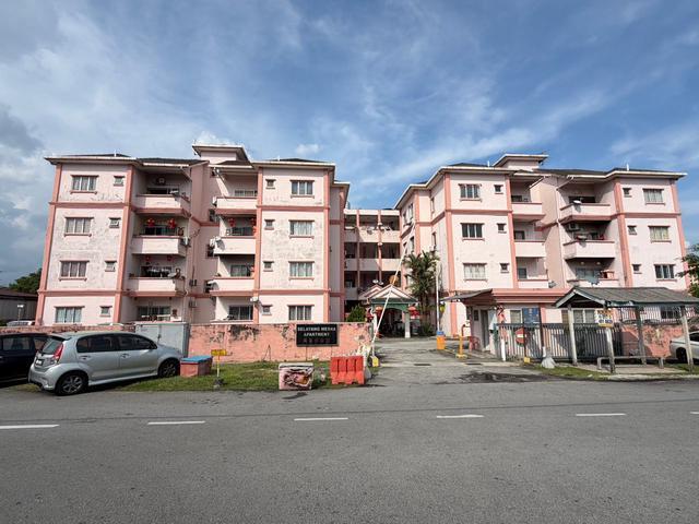 Partly Furnished 1020 sf Selayang Mesra Apartment Selayang Jaya