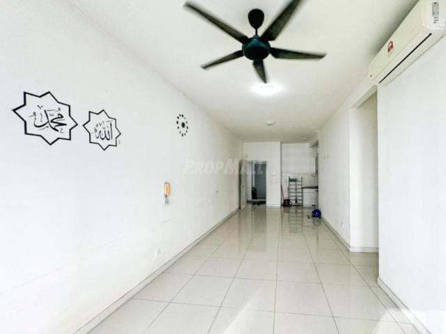 [PARTLY FURNISHED] [2 CARPARKS] Condo @ Savanna Southville Near UNITEN