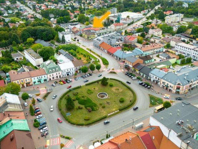 Partyzantów 470 m², Jędrzejów