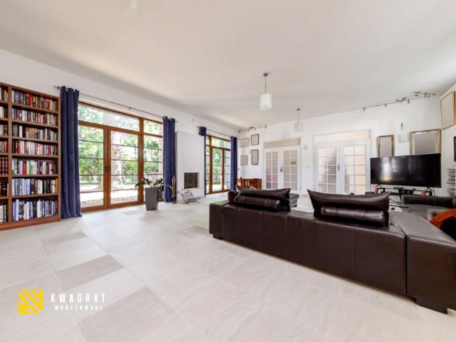 Partyzantów 505 m², Łomianki