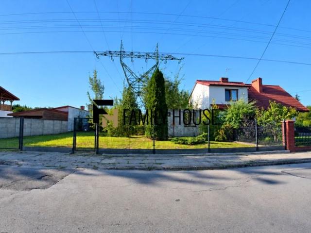 Partyzantów 925 m², Starachowice