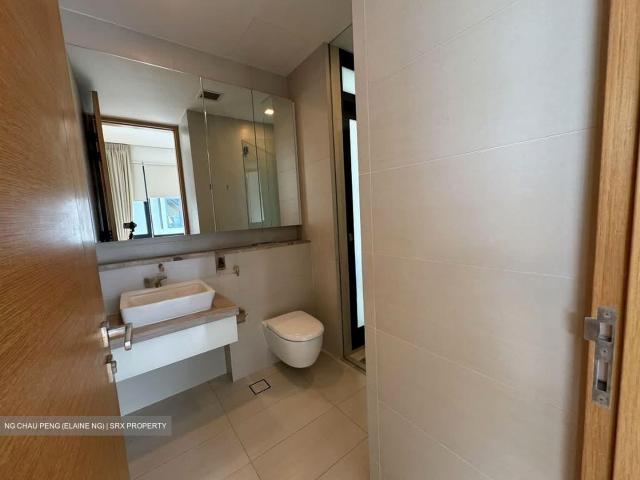 Parvis D10, Condominium