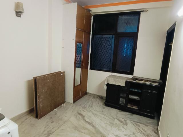Paryavaran Complex, Sainik Farm 2 Bedroom 661 Sq. Ft. Builder Floor in Paryavaran Complex Delhi Listing ID: #10301