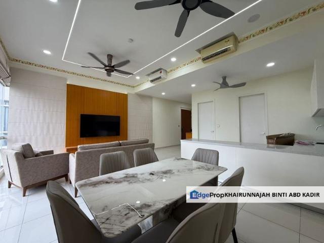 Par 3 Condo & Condo Villa