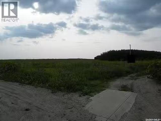 Par 5 Sandpiper Road, North Battleford, SK, S9A 3Z1 vacant l.