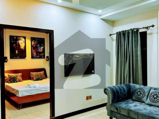 Par day apartment available for rent Bahria Town Phase 8