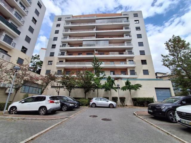 para alugar Apartamento de alto padrão de 117 m2, Odivelas, Lisboa