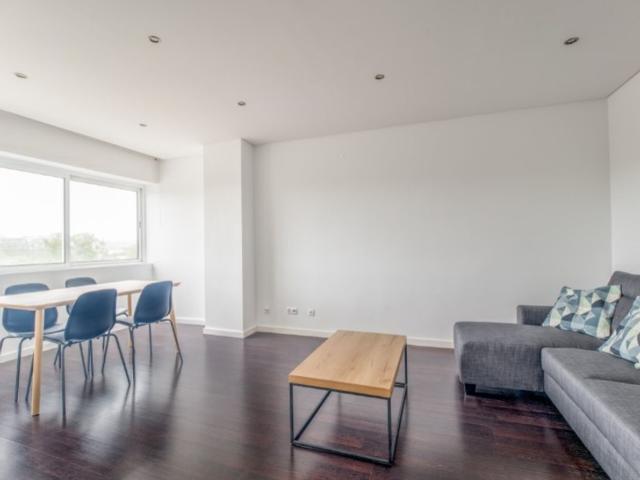 para alugar Apartamento de alto padrão de 134 m2, Almada, Portugal