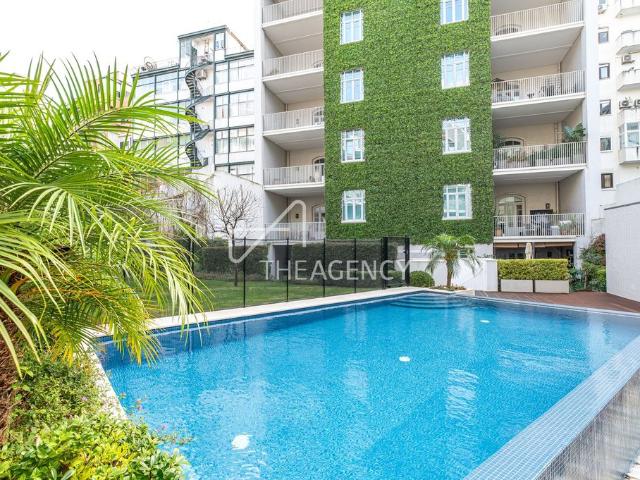 para alugar Apartamento de alto padrão de 137 m2, Santo António, Lisboa