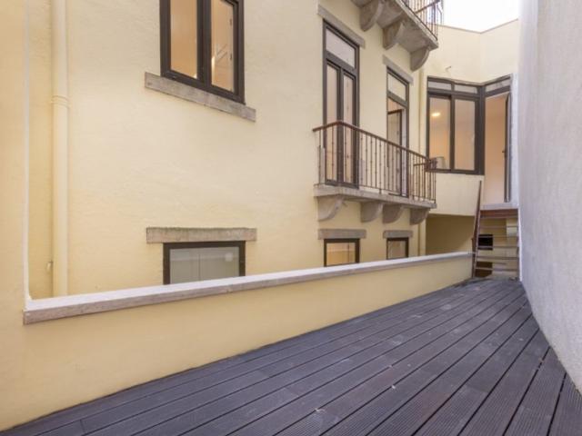 para alugar Apartamento de alto padrão de 144 m2, Praca da Alegria Sao Jose, Lisboa