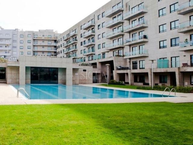 para alugar Apartamento de alto padrão de 151 m2, Santo Ovideo, Vila Nova de Gaia, Porto
