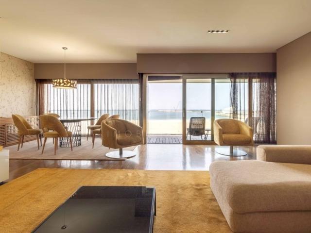 para alugar Apartamento de alto padrão de 243 m2, Matosinhos, Porto