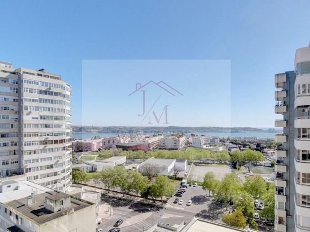 para alugar Apartamento de luxo de 200 m2, Restelo Santa Maria de Belem, Lisboa