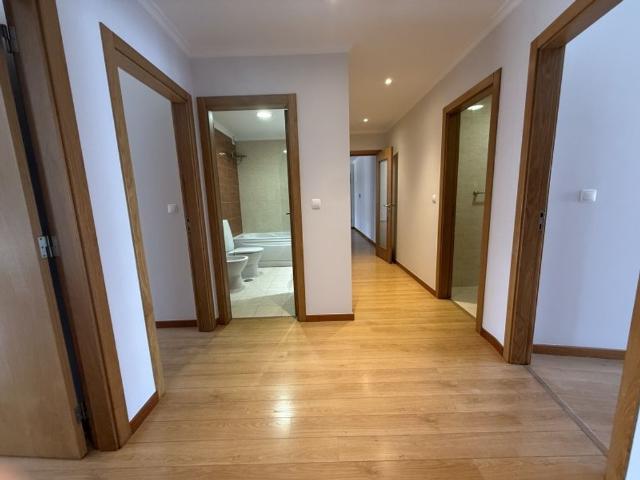 para alugar Apartamento de luxo de 230 m2, Colinas do Cruzeiro, Odivelas, Lisboa