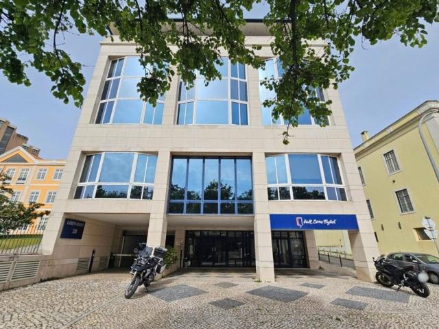 para alugar Escritório de luxo de 687 m2 Campo Grande, Lisboa