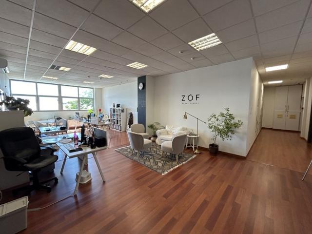 para alugar Escritório de 200 m2 Queluz de Baixo, Oeiras, Lisboa