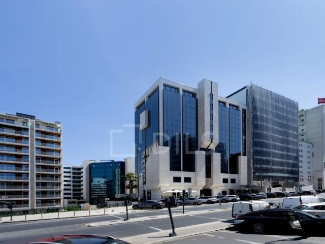 para alugar Escritório de alto padrão de 196 m2 Twin Towers, Lisboa