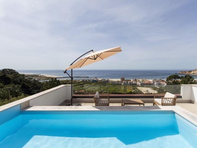 para alugar Luxuoso apartamento de 191 m2, Pederneira, Nazaré, Leiria