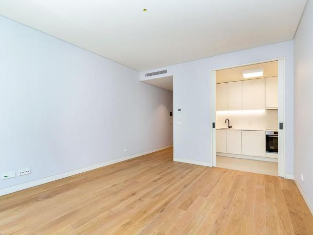 para alugar Luxuoso apartamento de 100 m2, Lisboa, Portugal