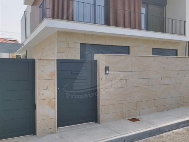 Para entrada imediata 195m² Palmeira