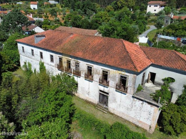 Para venda: Magnfico e majestoso Solar do sculo XVI. Oportunidade.