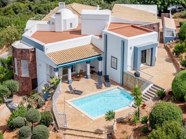 Moradia T6 com piscina e Vista Panorâmica em Silves, Faro