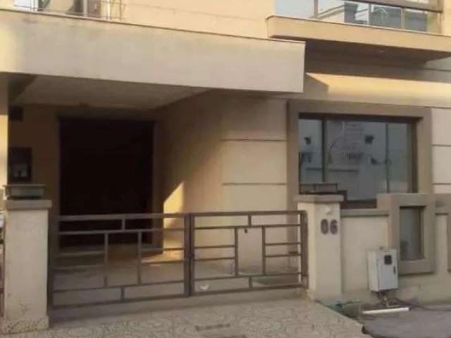 Paragon City, 5marla Slightly Used Like Brand New House facing 2kanal Lahore Paragon City ID 27211