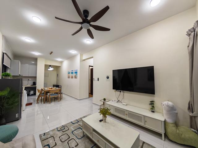 Paragon Residences Danga Bay Tropez Bora Goldensands Citywoods 3Beds