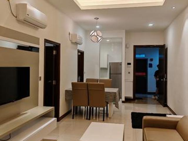 Paragon Suites CIQ 1 Bed Studio Rnf RF SKS Pavillion TriTower Room