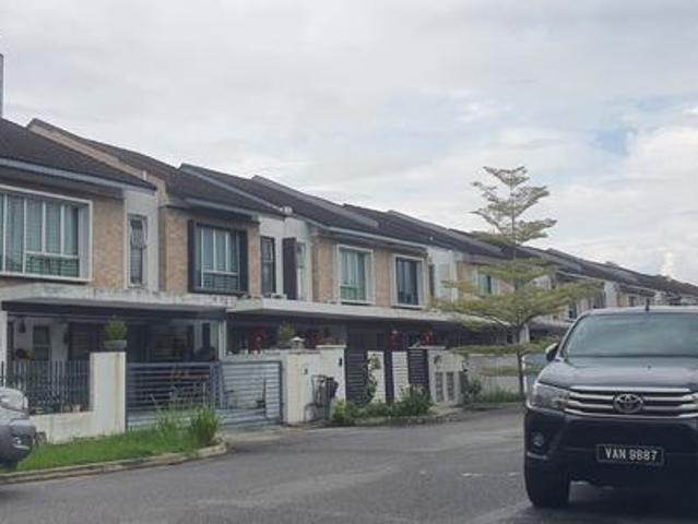 Paragon 129 Taman Lestari Putra LEP 1 Serdang nr Equine Park