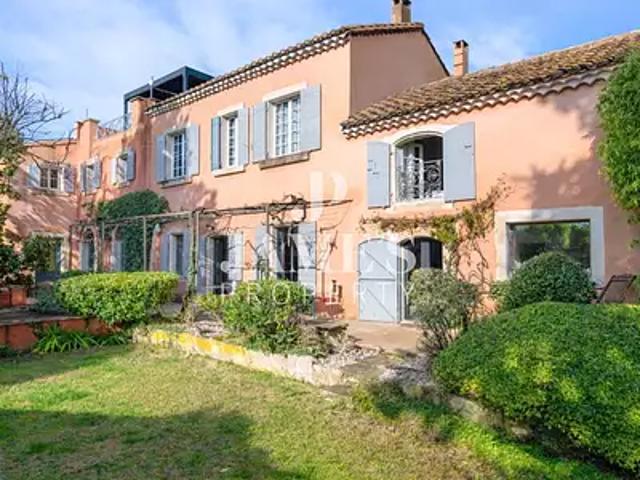 Paradou 13520 Achat / Vente maison 8 pièces t8