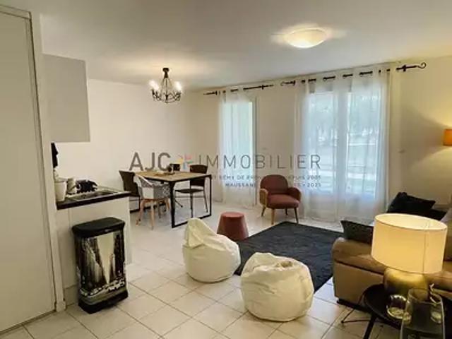 Paradou 13520 Location appartement 4 pièces t4