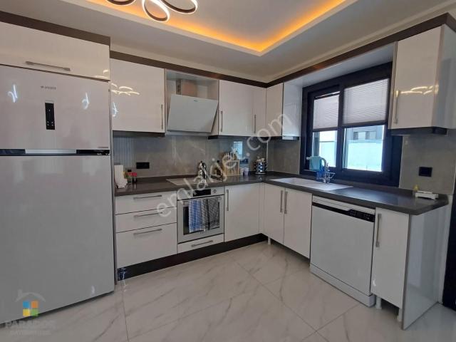 Parador Gayrimenkul'den 3+1 Eşyalı Lüx Villa