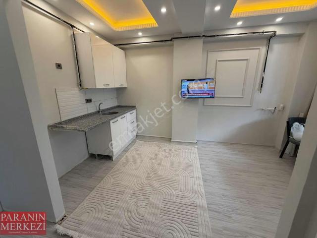 Para'dan Merkezi Konumda 2+1 Full Eşyalı Cadde Üstü 2. Kat Daire