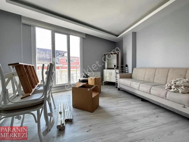 Para'dan Merkezi Konumda 2+1 Geniş Kullanımlı Kiralık Daire