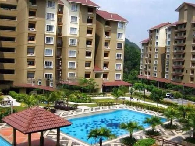 Paradesa Rustica Condo Sri Damansara for SALE FREEHOLD SPACIOUS