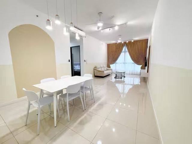 Paradigm Residences Hotel Tampoi Area Nice ID Design Fully Furnished