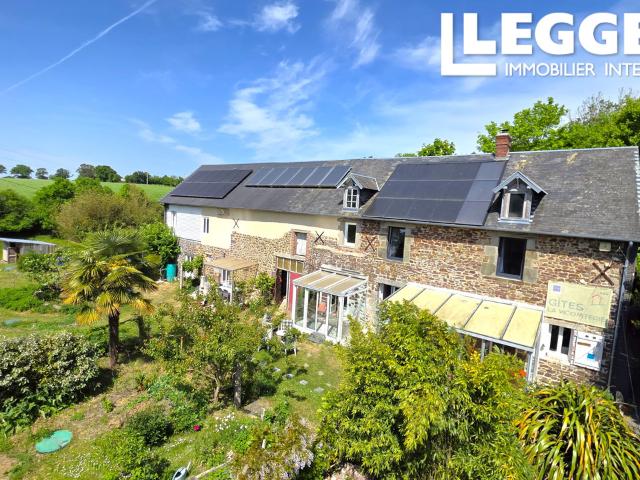 Un paradis écologique durable composé de 5 logements et offrant un énorme potentiel commercial