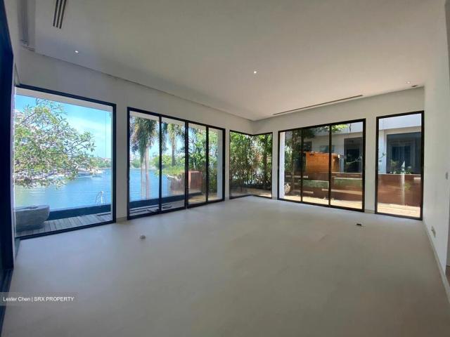 Paradise Island D4, Detached