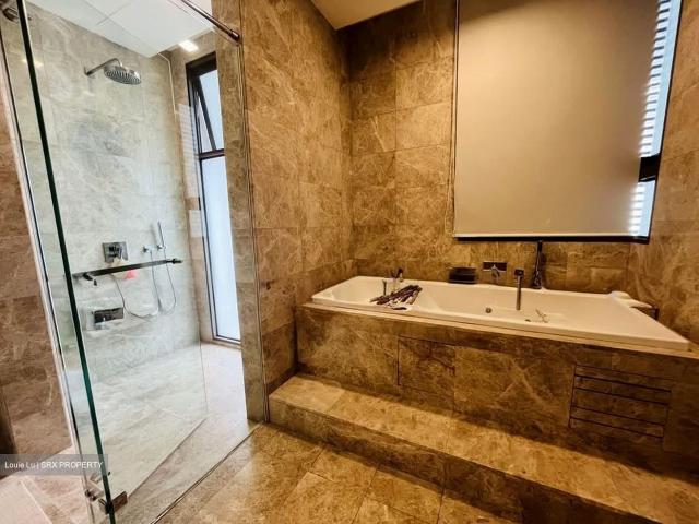 Paradise Island D4, Detached