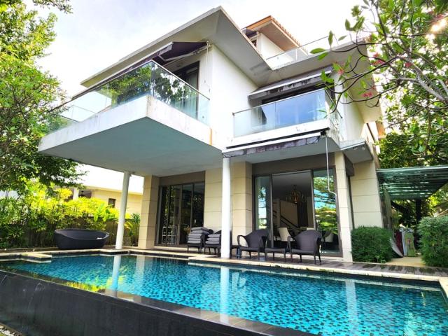 Paradise Island Detached House For Sale, $11,988,000, 6 Bed 6 Bath 8,850 sqft $1,633.00 psf
