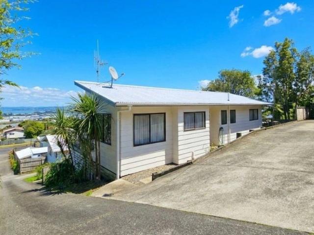 parahaki, 3 bedrooms