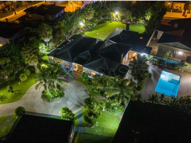 Paraíso em Birre rodeada por um imponente Jardim totalmente privado com lote 3200m2