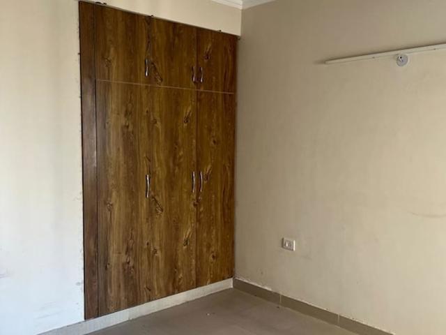 Paramount Floraville 3.5 Bedroom 1685 Sq. Ft. Apartment in Sector 137 Noida Listing ID: #10307