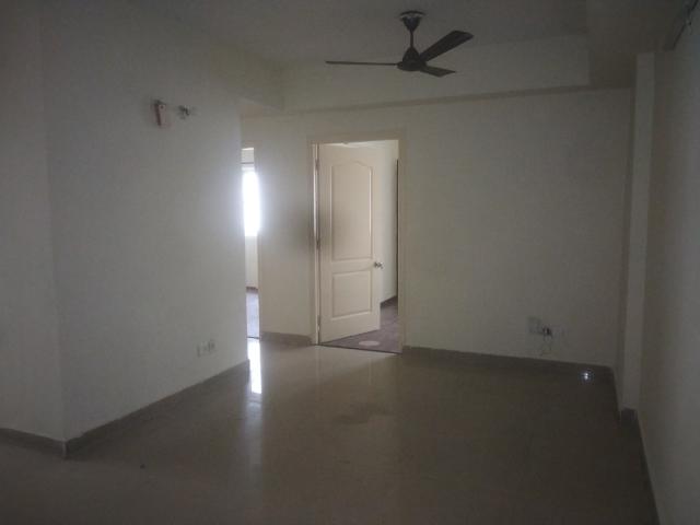 Paras Tierea 2 Bedroom 925 Sq. Ft. Apartment in Sector 137 Noida Listing ID: #9996
